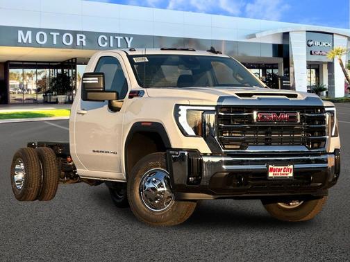 2026 GMC Sierra 3500 SLE