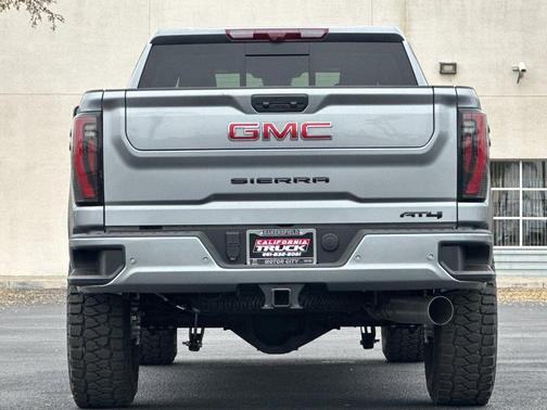 2026 GMC Sierra 2500 AT4