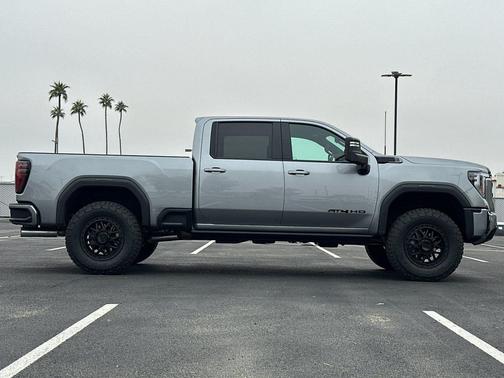 2026 GMC Sierra 2500 AT4