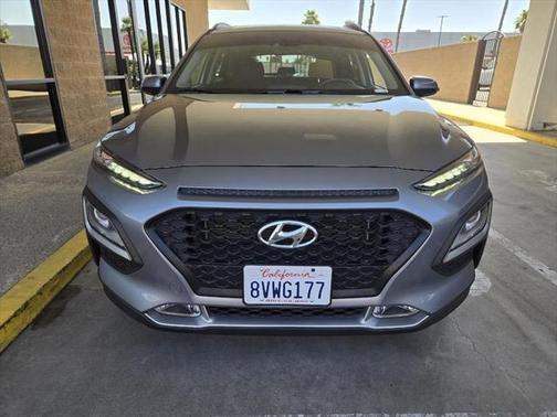 2021 Hyundai KONA SEL Plus