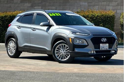 2021 Hyundai KONA SEL Plus