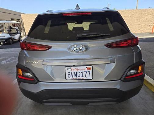 2021 Hyundai KONA SEL Plus