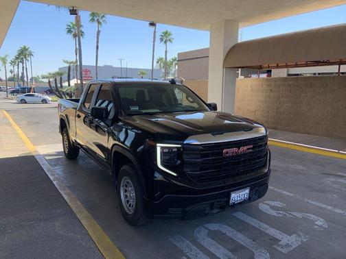 2023 GMC Sierra 1500 Pro