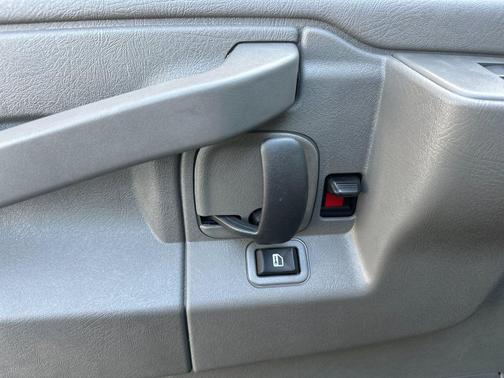 2025 GMC Savana 2500 Work Van