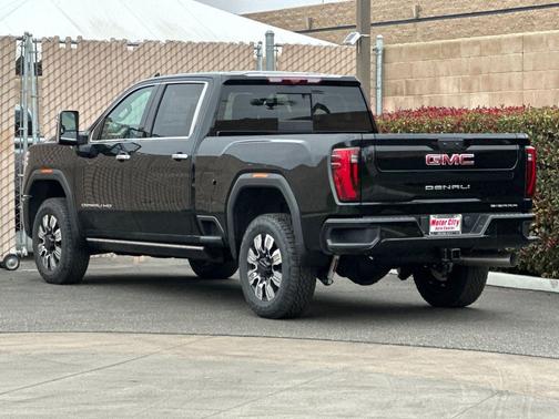 2026 GMC Sierra 2500 Denali