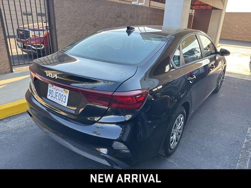 2023 Kia Forte LX