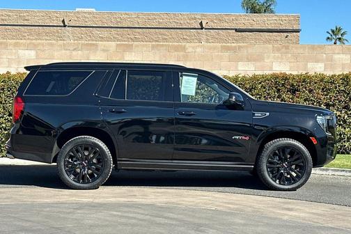 2024 GMC Yukon 4WD AT4