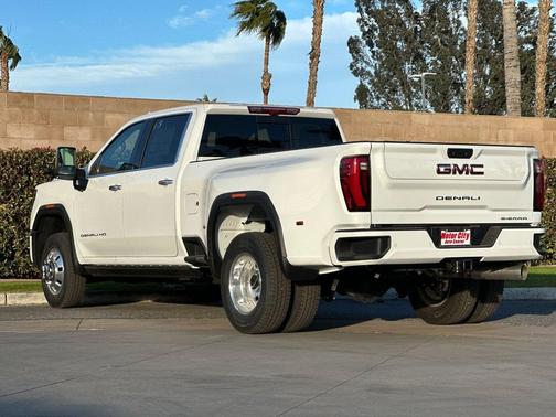 2026 GMC Sierra 3500 Denali