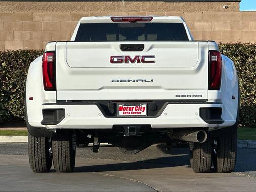 2026 GMC Sierra 3500 Denali