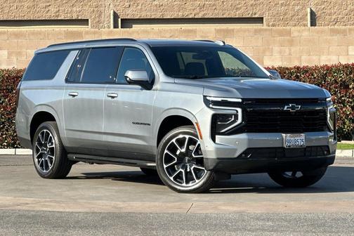 2025 Chevrolet Suburban RST