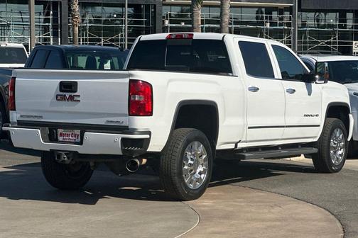 2016 GMC Sierra 2500 Denali