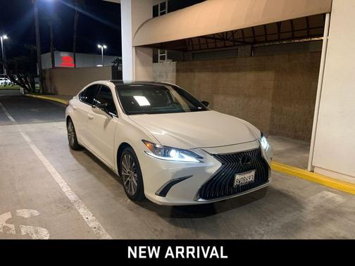 2021 Lexus ES 350 Base