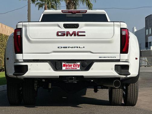 2026 GMC Sierra 3500 Denali