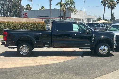 2023 Ford F-450 Lariat