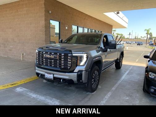 2025 GMC Sierra 2500 Denali Ultimate