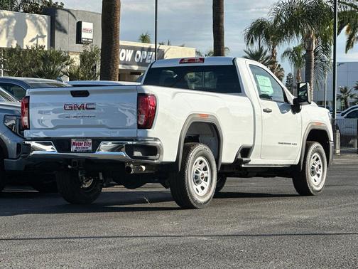 2025 GMC Sierra 2500 Pro