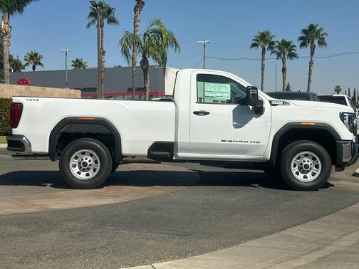 2025 GMC Sierra 2500 Base
