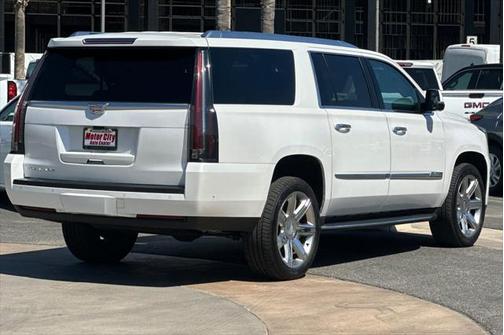 2019 Cadillac Escalade ESV Premium Luxury