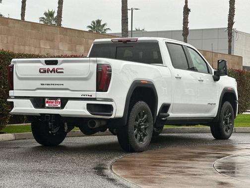 2026 GMC Sierra 2500 AT4