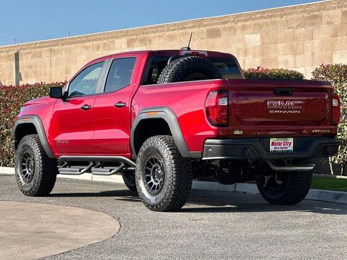 2026 GMC Canyon AT4X
