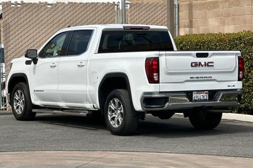 2022 GMC Sierra 1500 SLE
