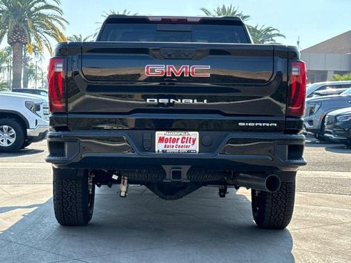 2026 GMC Sierra 2500 Denali