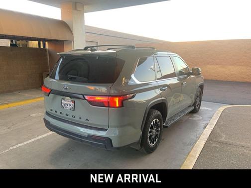 2024 Toyota Sequoia SR5