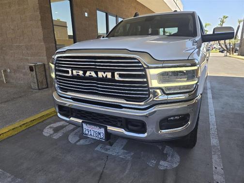 2021 RAM 2500 Laramie Crew Cab 4x4 6'4' Box