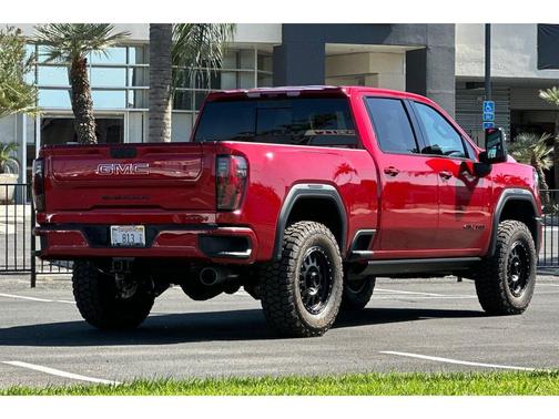 2025 GMC Sierra 2500 AT4