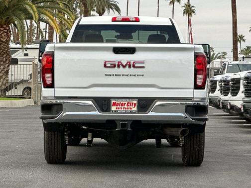 2025 GMC Sierra 2500 Pro