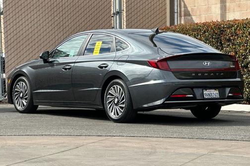 2023 Hyundai SONATA Hybrid Limited