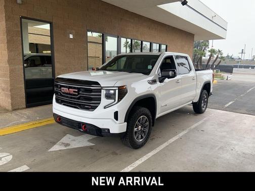 2025 GMC Sierra 1500 AT4