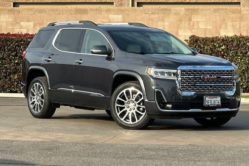 2023 GMC Acadia Denali