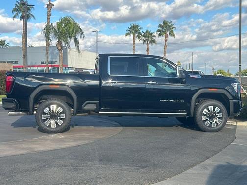 2025 GMC Sierra 2500 Denali