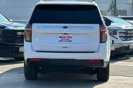 2024 Chevrolet Suburban LS