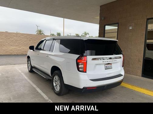 2024 Chevrolet Suburban LS