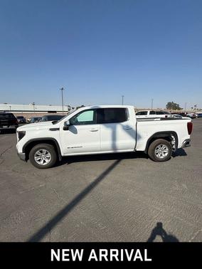2024 GMC Sierra 1500 SLE