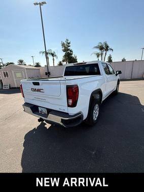 2024 GMC Sierra 1500 SLE