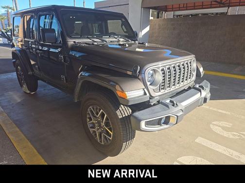 2025 Jeep Wrangler 4-Door Sahara 4x4
