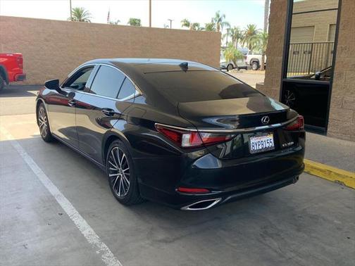 2022 Lexus ES 350 Base