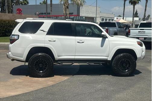 2022 Toyota 4Runner TRD Off Road Premium