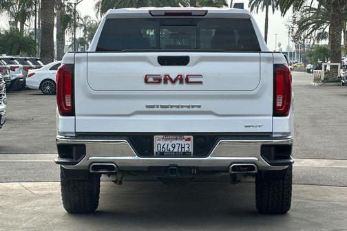 2021 GMC Sierra 1500 SLT