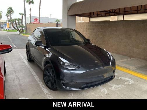 2025 Tesla Model Y Long Range Dual Motor All-Wheel Drive