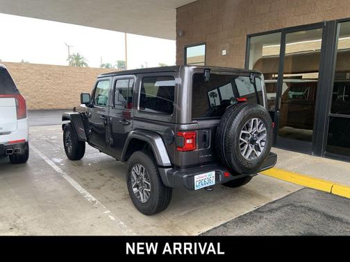 2025 Jeep Wrangler 4-Door Sahara 4x4