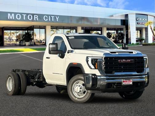 2026 GMC Sierra 3500 Base