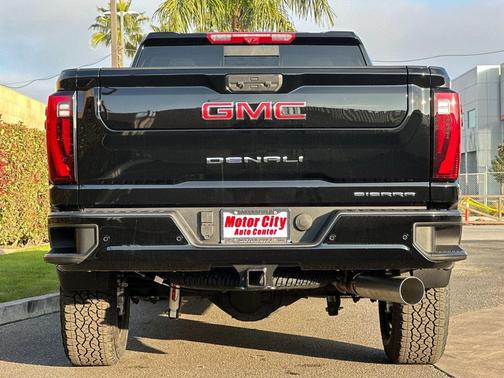 2026 GMC Sierra 2500 Denali