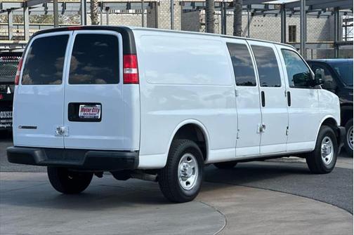 2020 Chevrolet Express 2500 RWD 2500 Extended Wheelbase WT