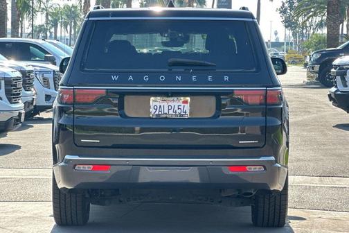 2022 Jeep Wagoneer Series II 4x4