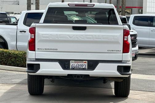 2022 Chevrolet Silverado 1500 Custom