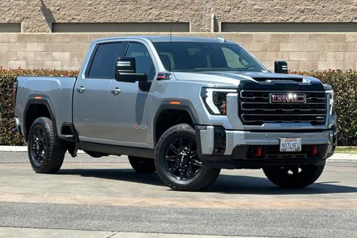 Sterling Metallic 2025 GMC Sierra 2500 AT4